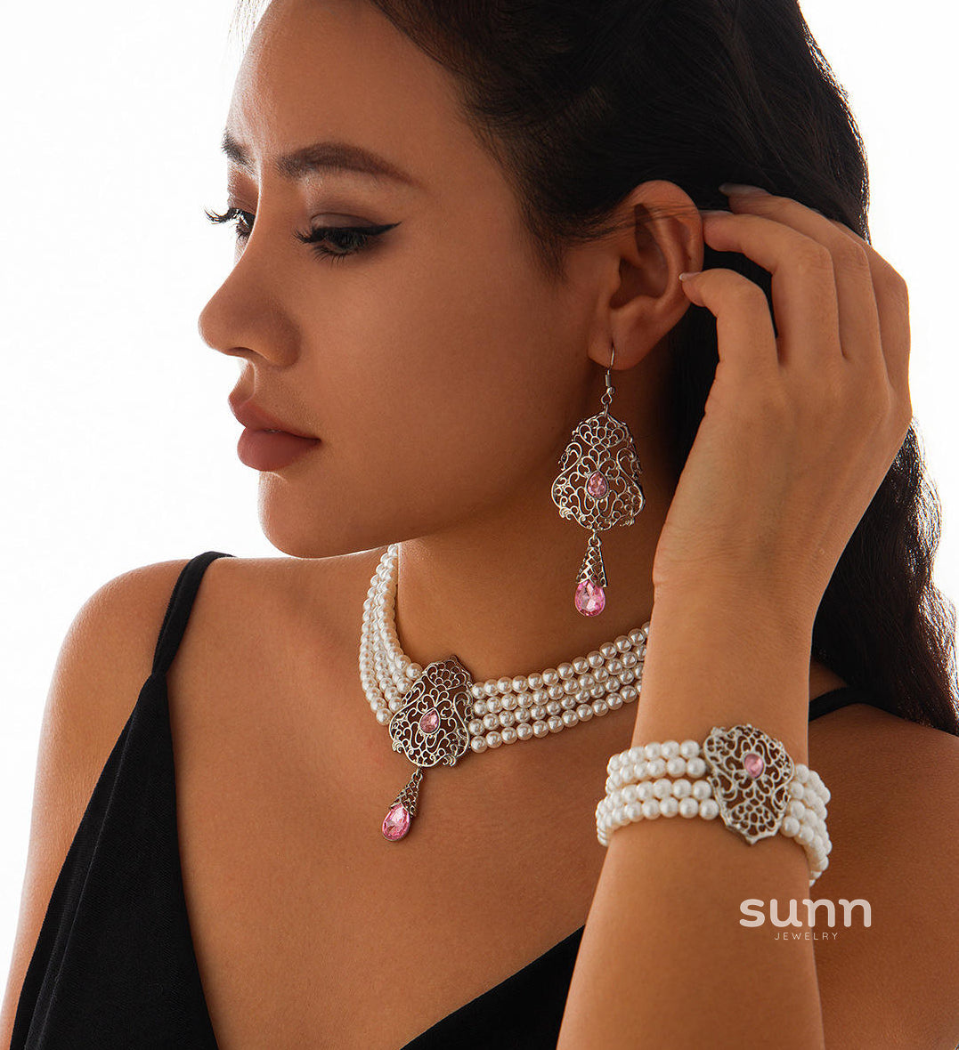 Lou Pearl Floral Collar Necklace [V2M94SL6]