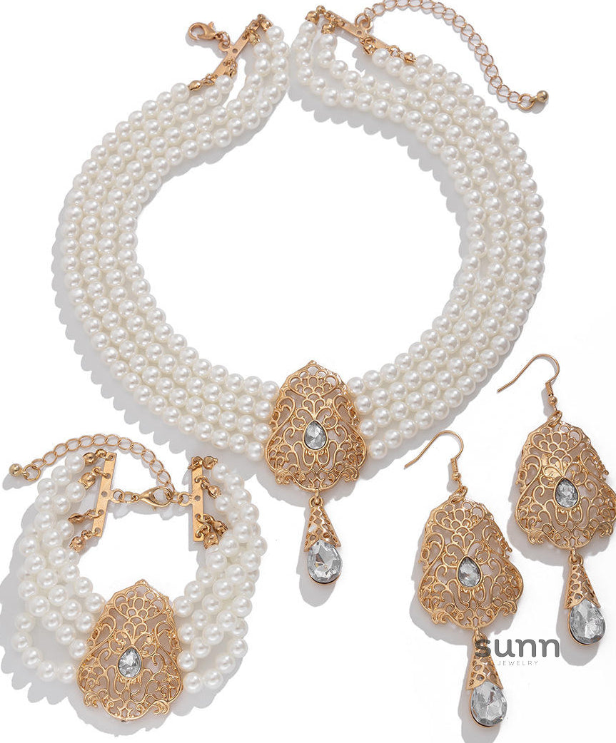 Lou Pearl Floral Collar Necklace [F9QS3WAK]