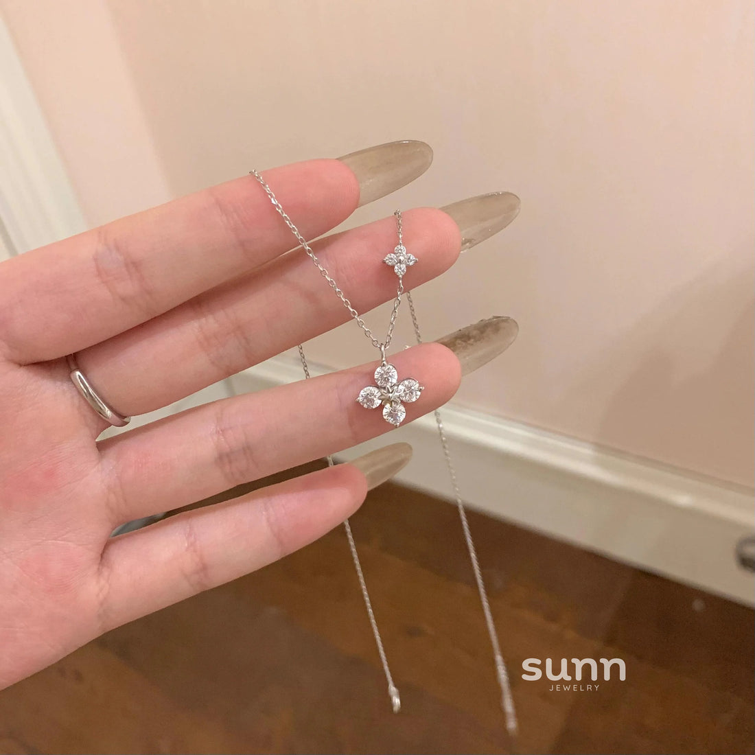 Lucia Clover Petal Necklace