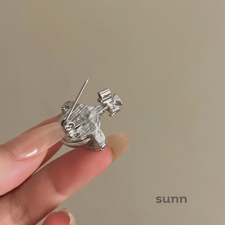 Luciana Sparkling Planet Brooch [9USURB0H]