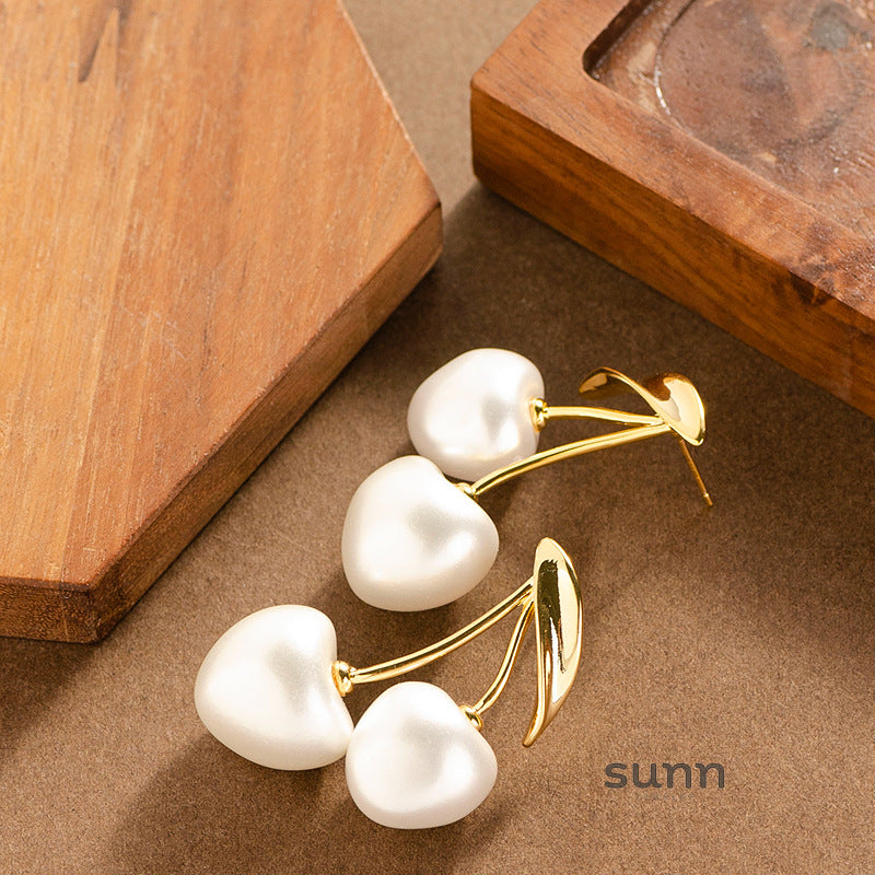 Lucie Cream Cherry Studs [PB5IM9K4]