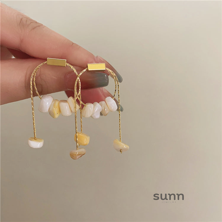 Lucie Shell Chain Drop Earrings [0WAJIAY0]