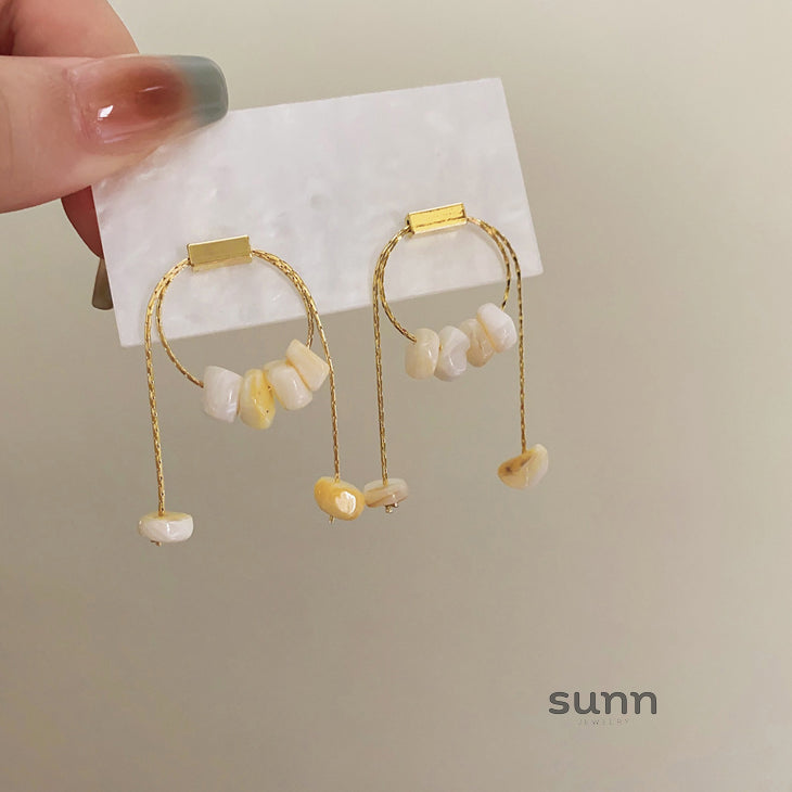 Lucie Shell Chain Drop Earrings [YTWS3DW4]