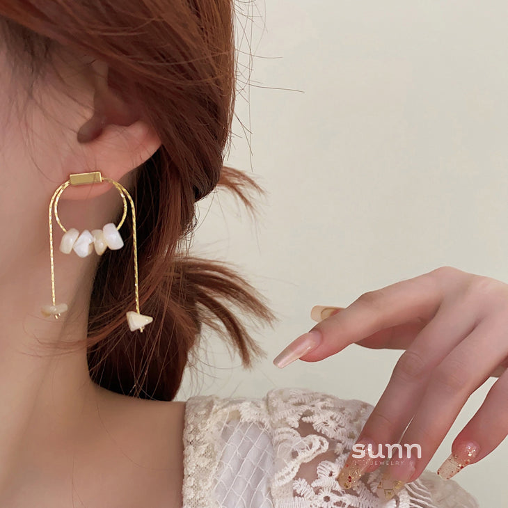 Lucie Shell Chain Drop Earrings [91FJRQT6]