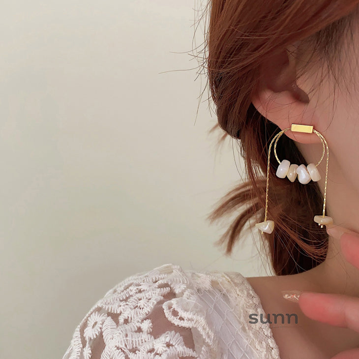 Lucie Shell Chain Drop Earrings [6ENB50VZ]