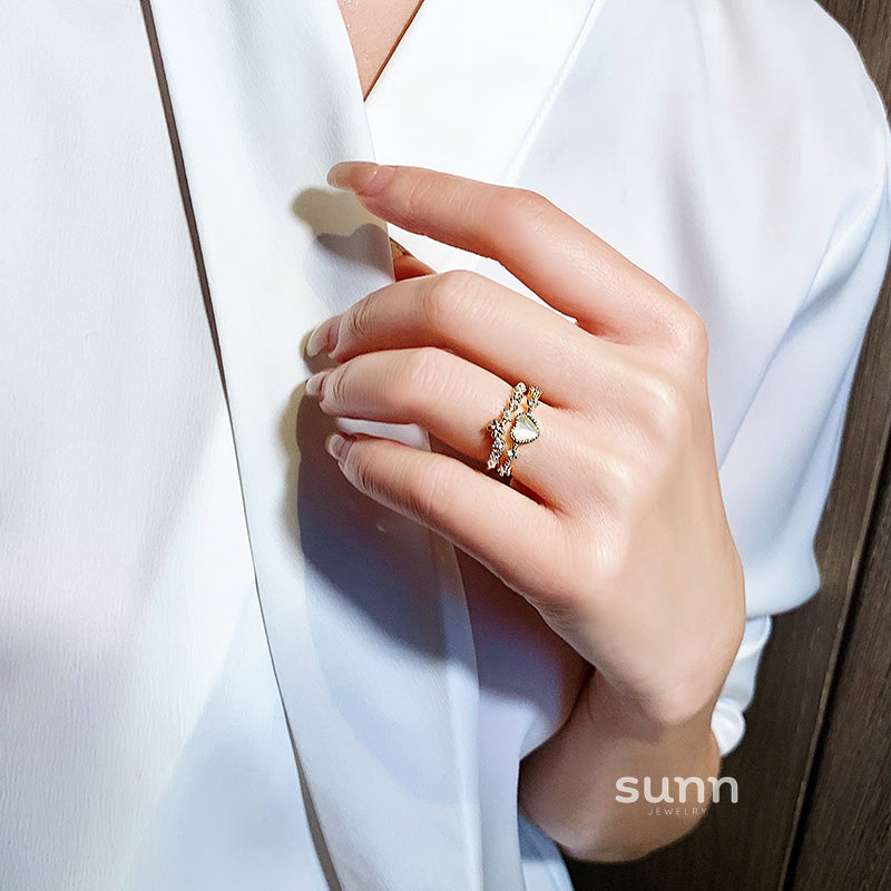 Lucy Delicate Adjustable Gold Ring [ZDV5A8HM]