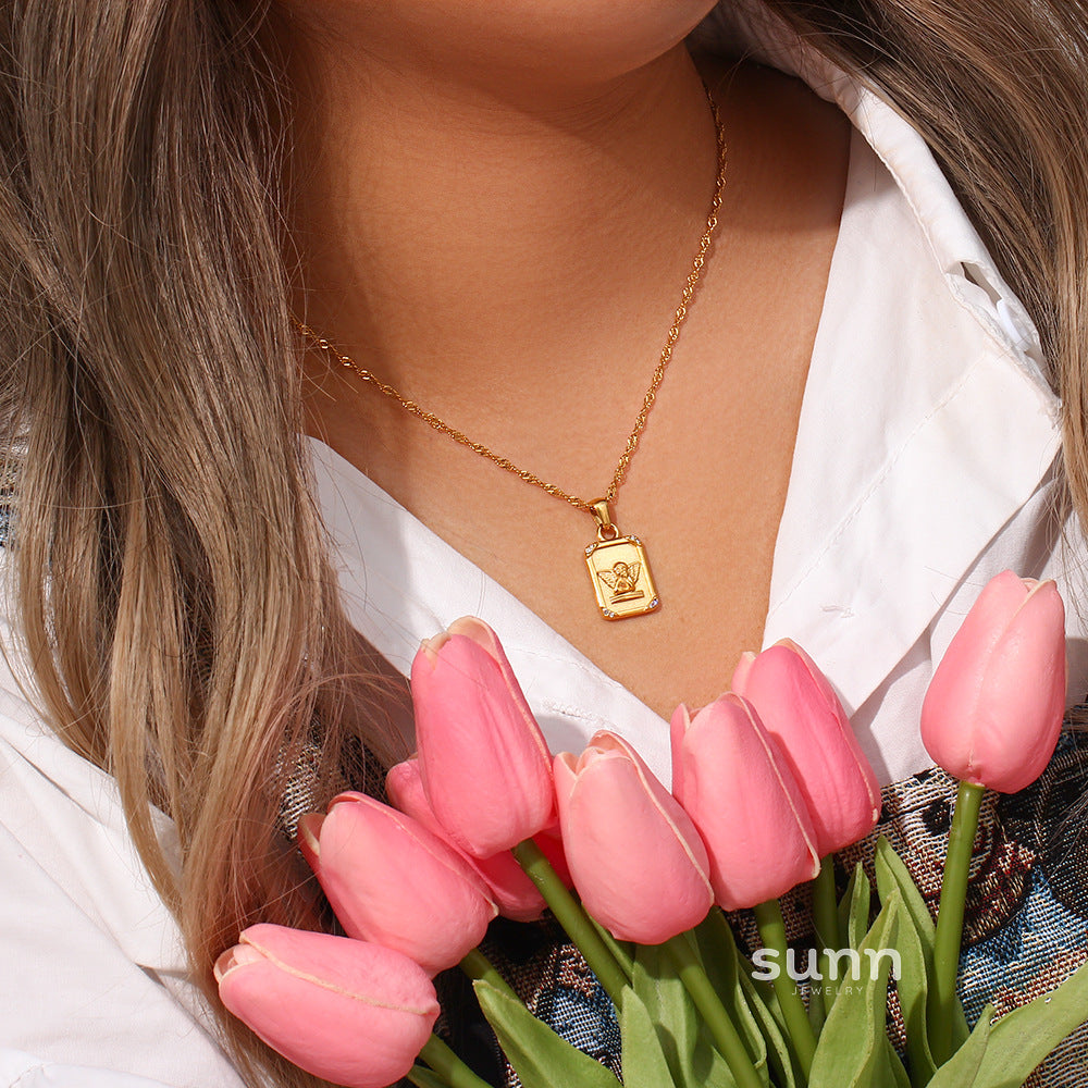 Lupita Angel Zircon Necklace [X2DVLLK1]