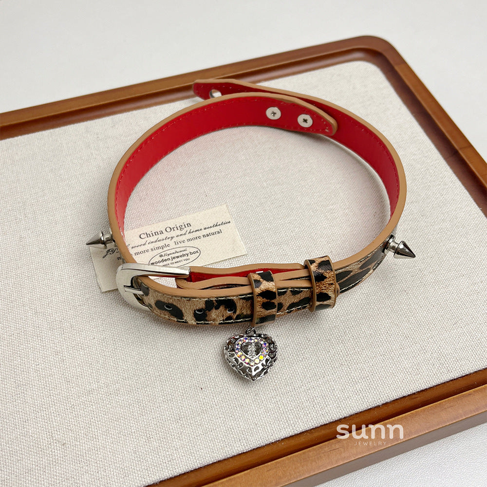 Lux Leopard Heart Choker [7G3WO0AF]