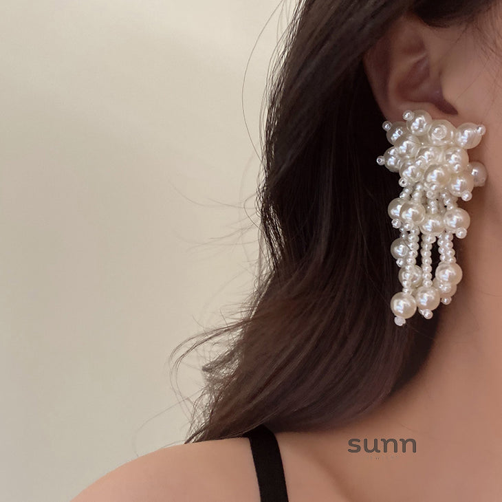 Luz Pearl Flower Tassel Earrings [GVUW9OVI]