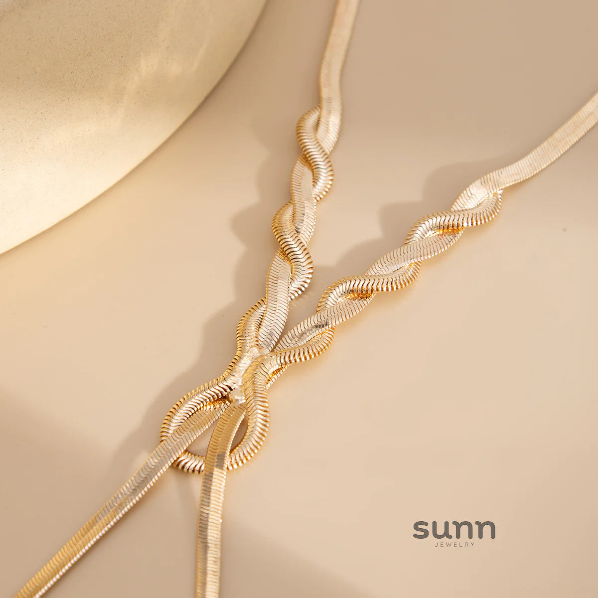 Luzmaria Herringbone Chain Necklace