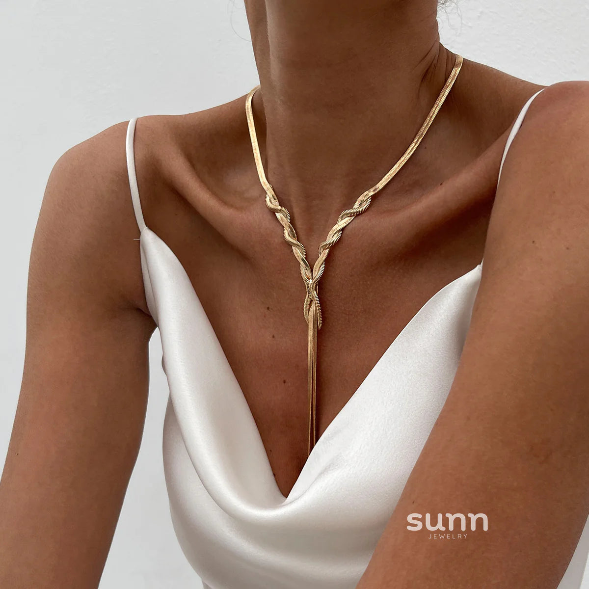 Luzmaria Herringbone Chain Necklace