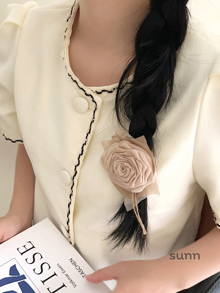 Lyanna Chinoiserie Floral Brooch [N0EZBOYS]