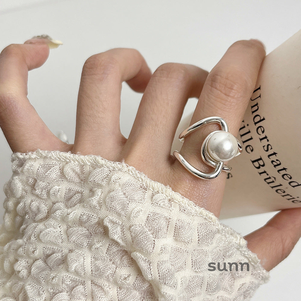 Lyanna Geometric Pearl Ring [YTWCR6RS]