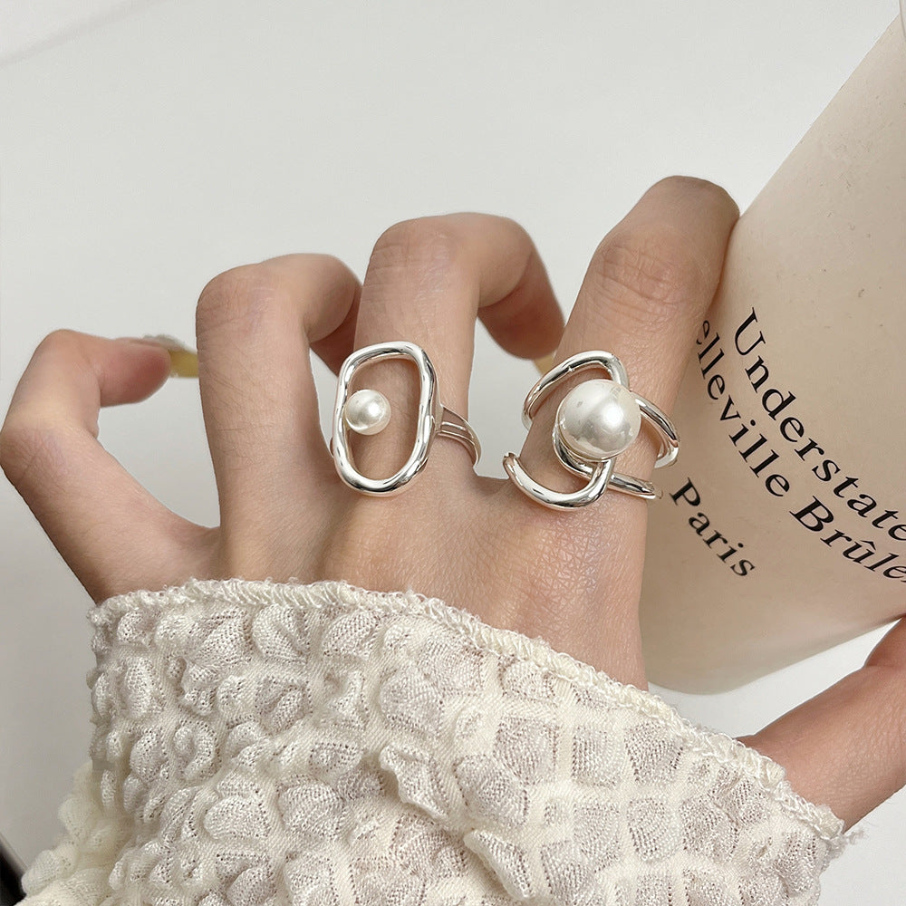 Lyanna Geometric Pearl Ring [YTWCR6RS]