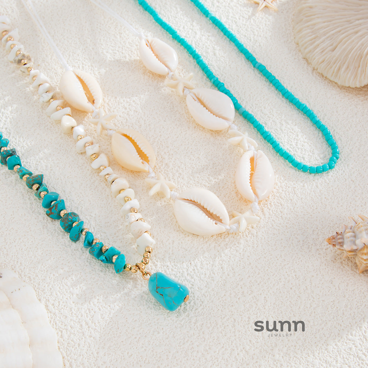 Lyla Coastal Charm Layered Necklace [SQURB7T7]