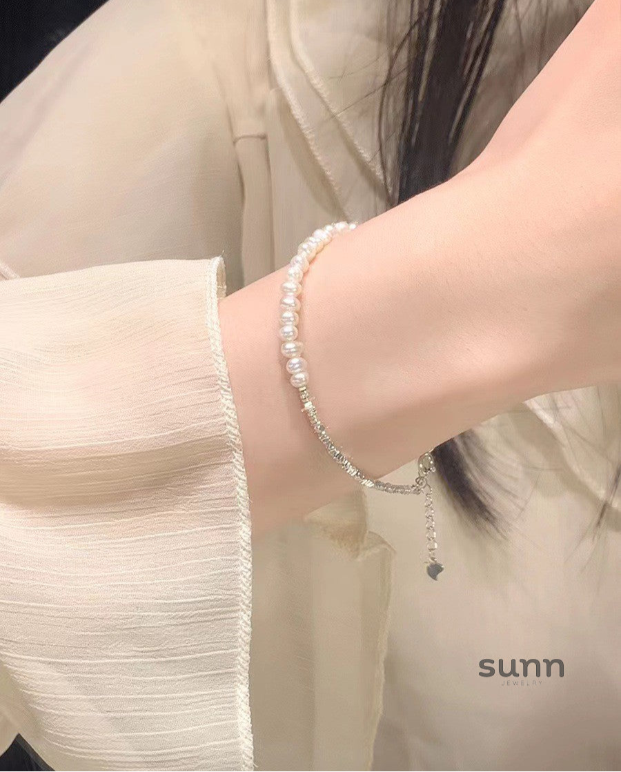 Lylah Broken Silver Pearl Bracelet [7PMFPN5O]