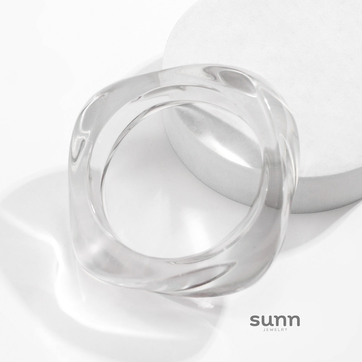 Lynleigh Asymmetric Acrylic Bracelet [5230BKPL]
