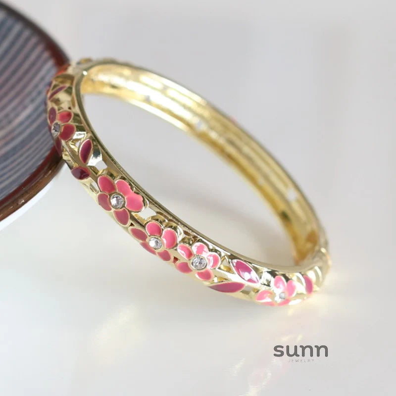 Lynn Floral Enamel Bangle