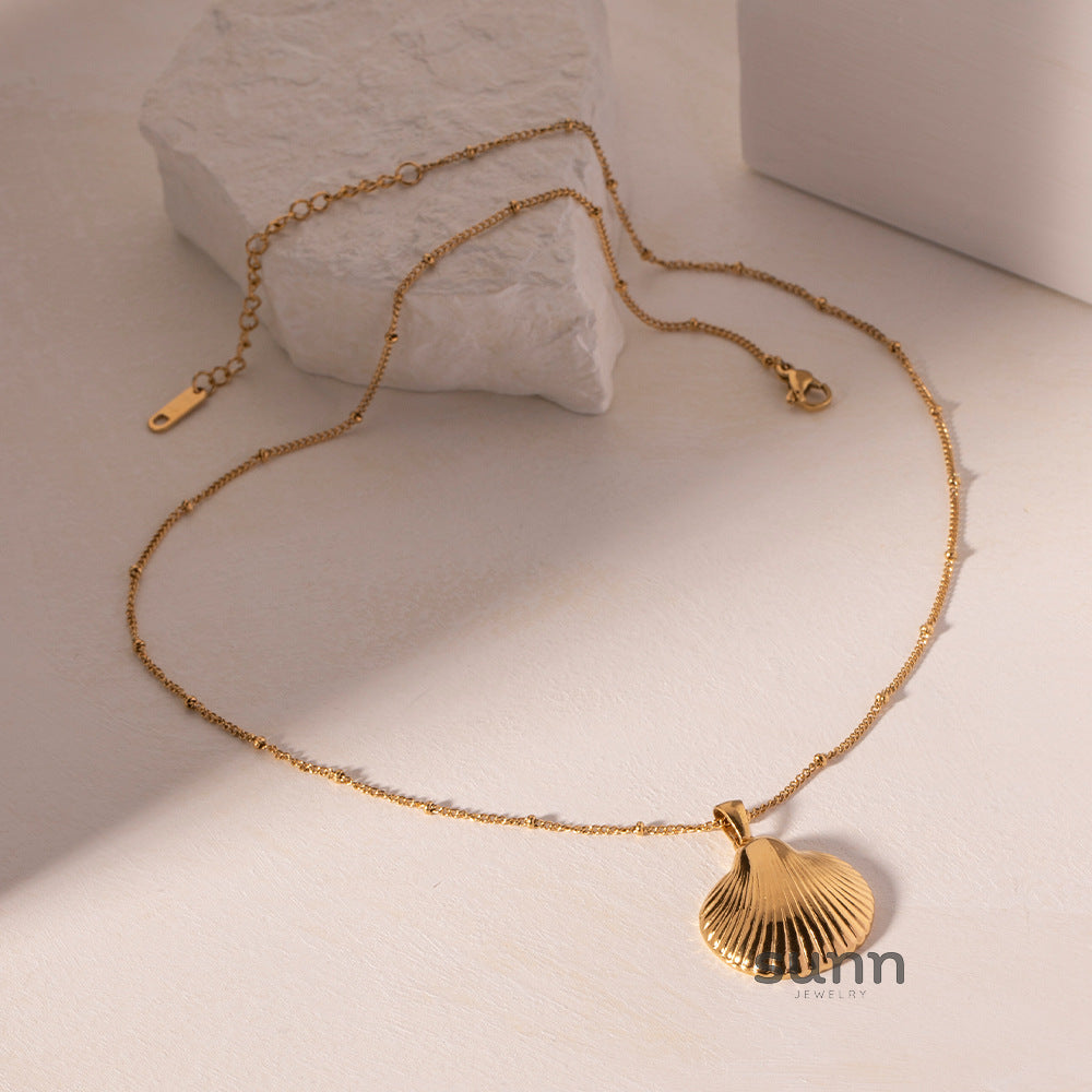 Lynn Layered Starfish Necklace [MJ68K2X4]
