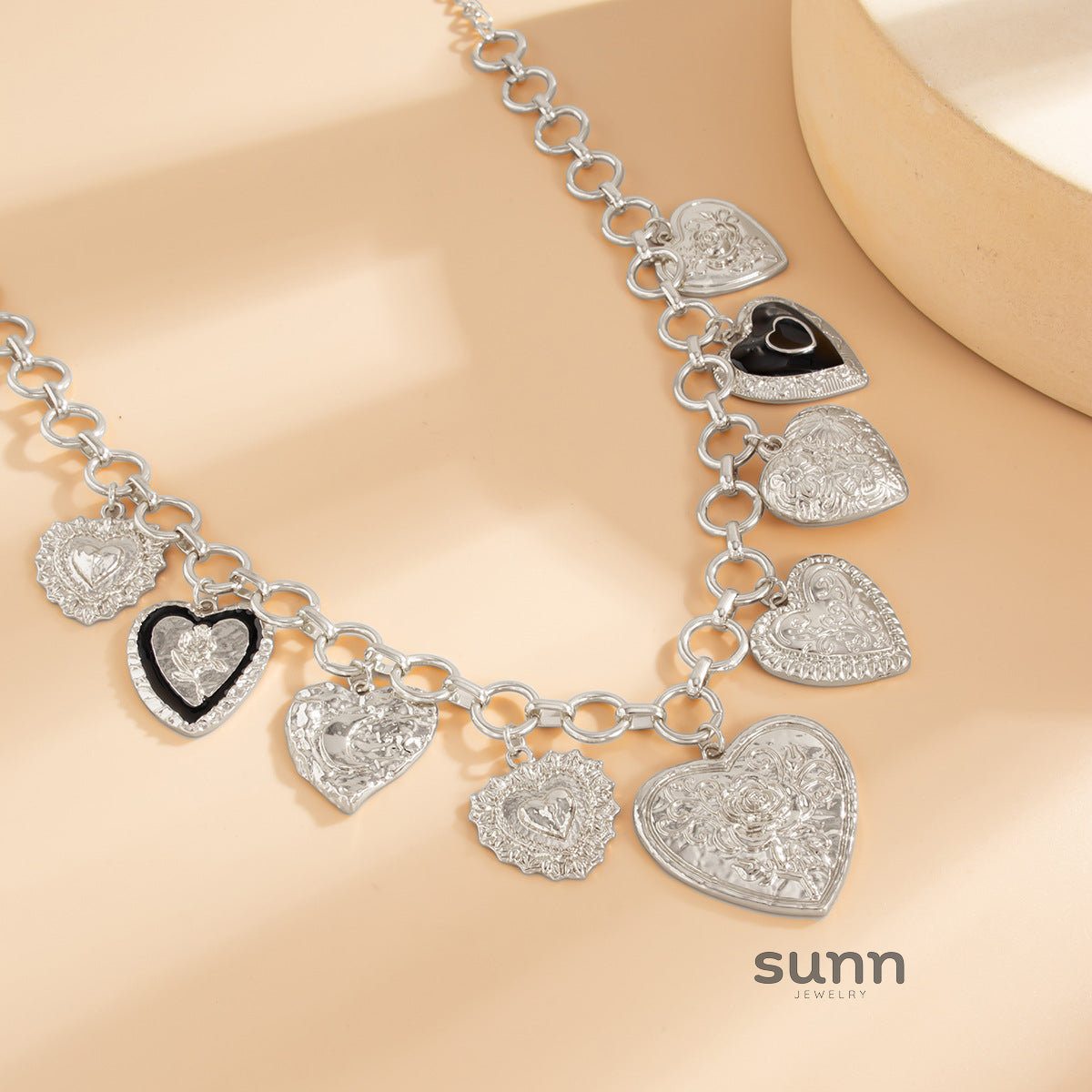 Lyrica Molten Heart Necklace [A285Z34N]