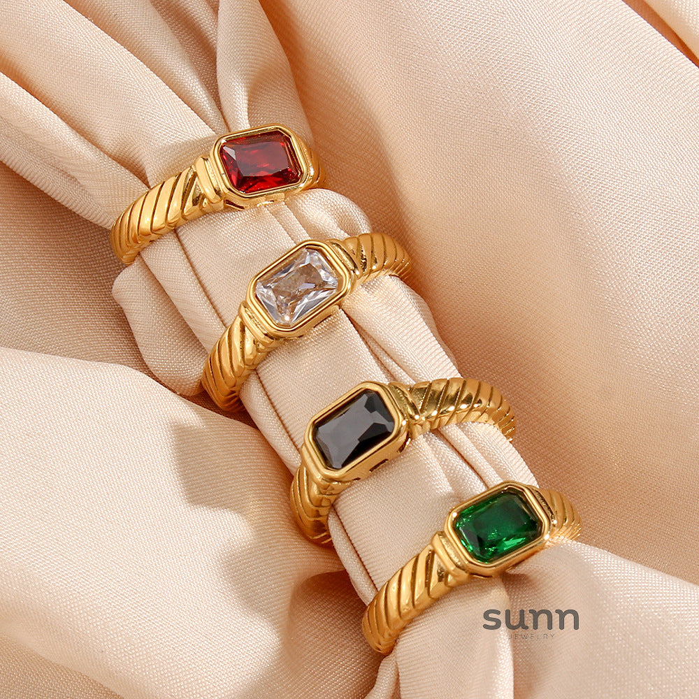 Lyvia Modern Zircon Ring [VK8I1HLB]