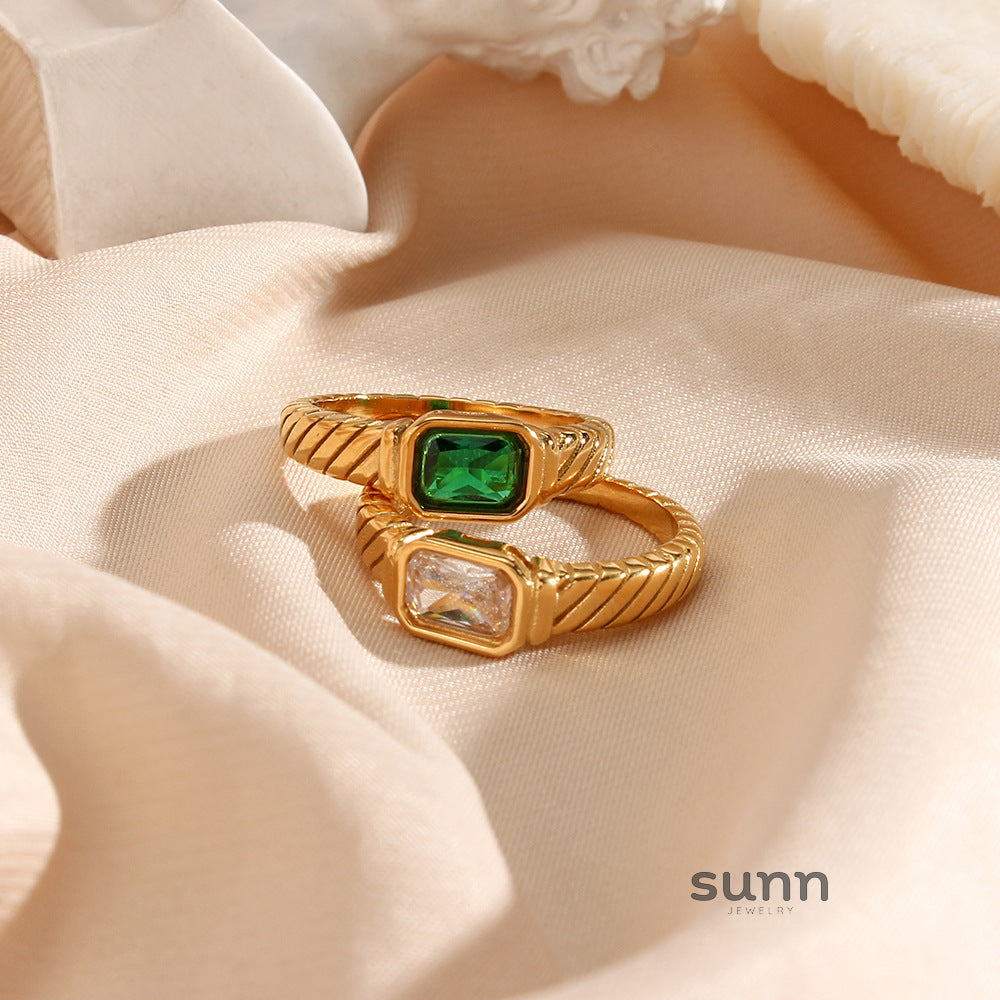 Lyvia Modern Zircon Ring [BZOX30U6]