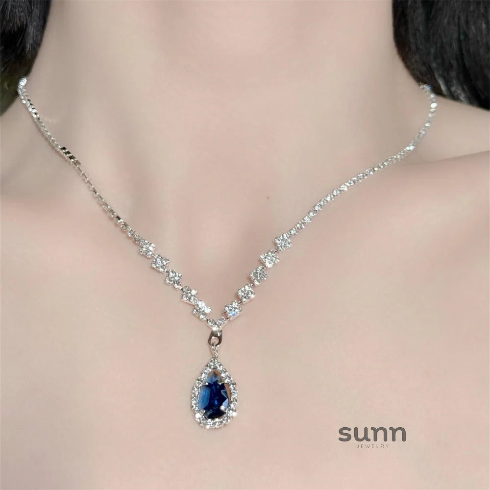 Maahi Sparkling Teardrop Necklace