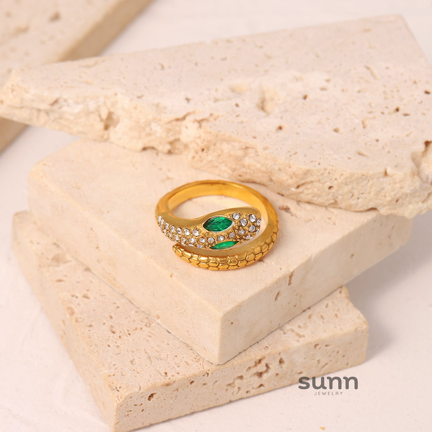 Macee Serpentine Zircon Ring [61HJXMA4]