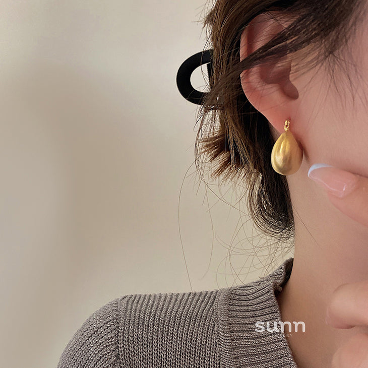 Macey Brushed Abstract Earrings [CBVFMYZY]