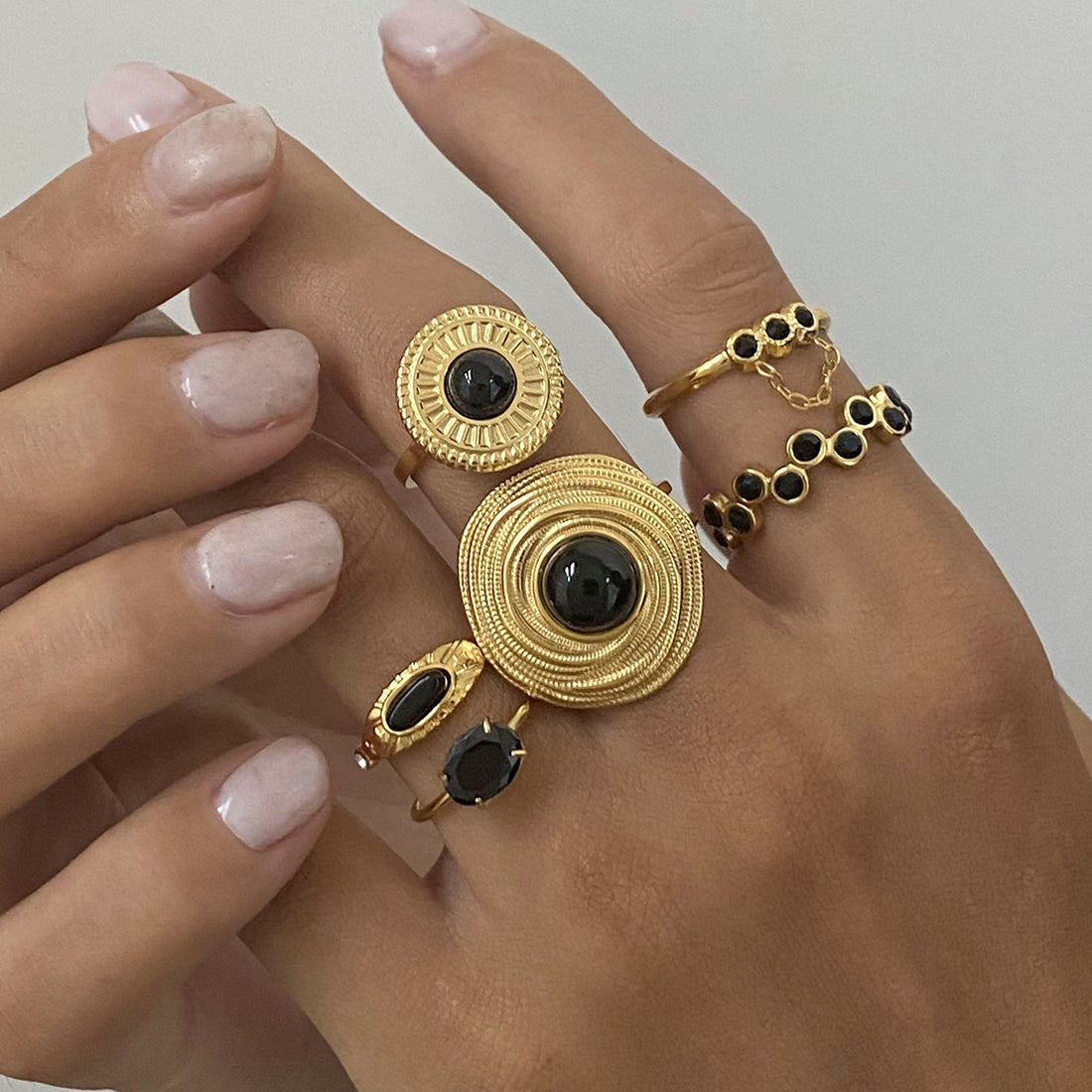 Mackayla Black Agate Ring Set [O1Q3CRQX]