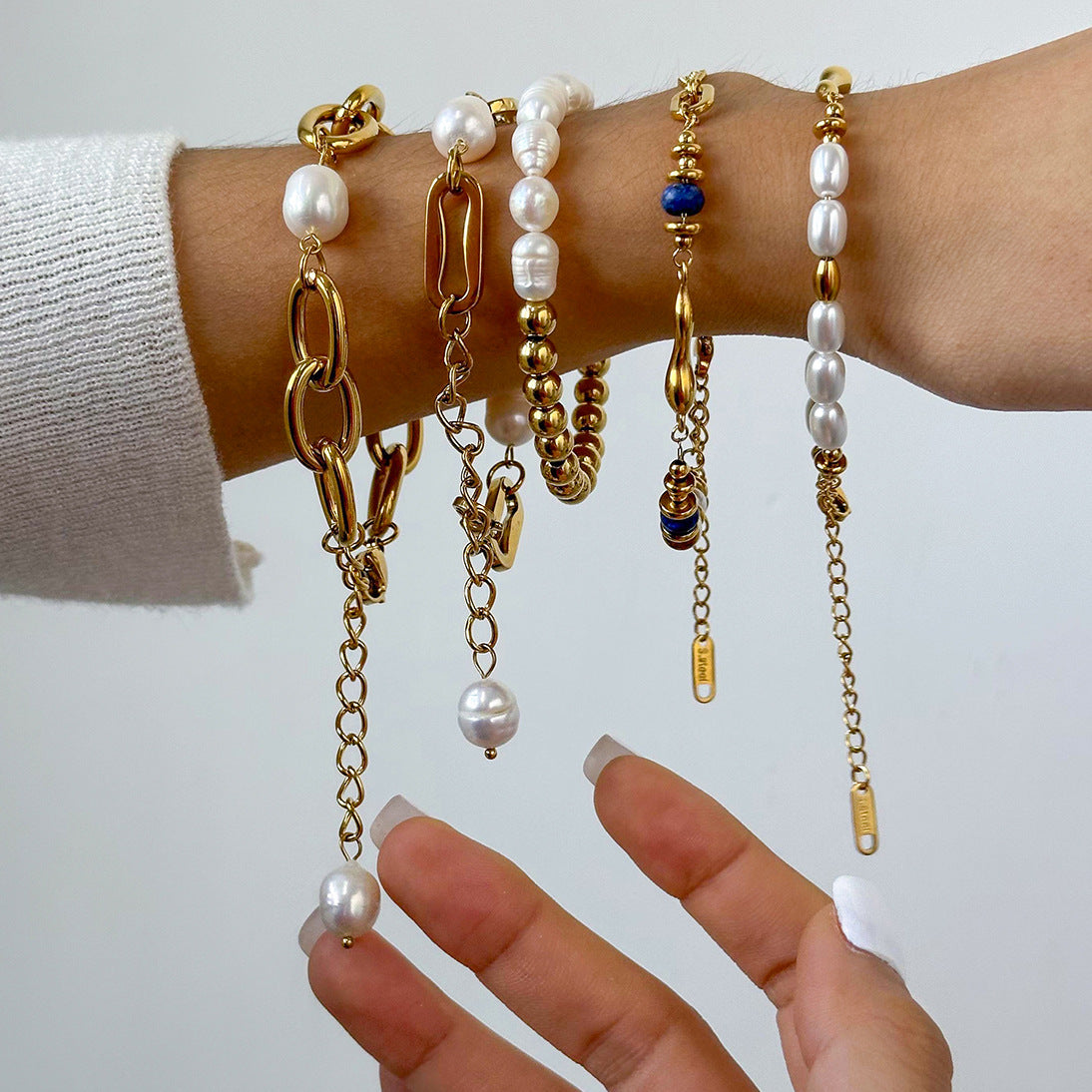 Maddalena Stacked Pearl Bracelet Set [94H6FJ5X]