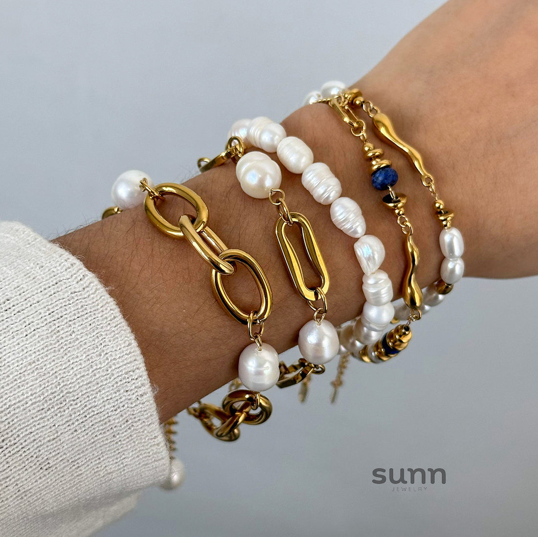 Maddalena Stacked Pearl Bracelet Set [94H6FJ5X]