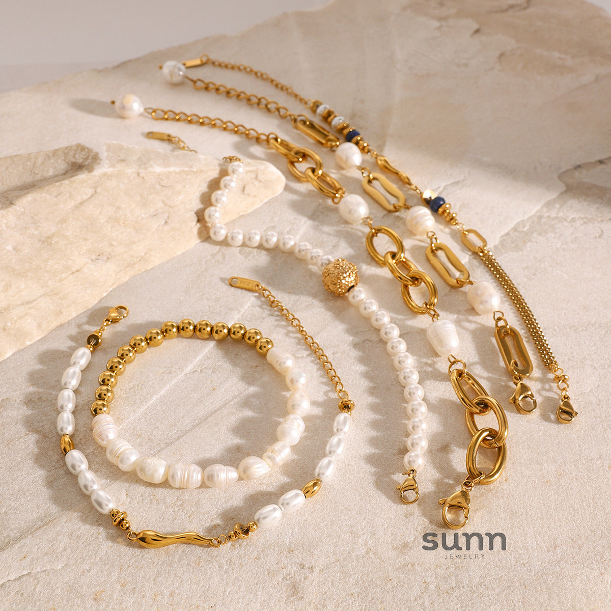 Maddalena Stacked Pearl Bracelet Set [D7WA8109]
