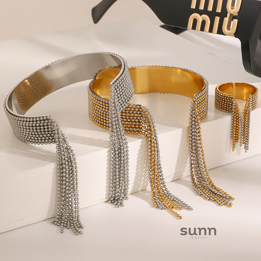 Maddie Tassel Bracelet Ring Set [8BN5KAFU]