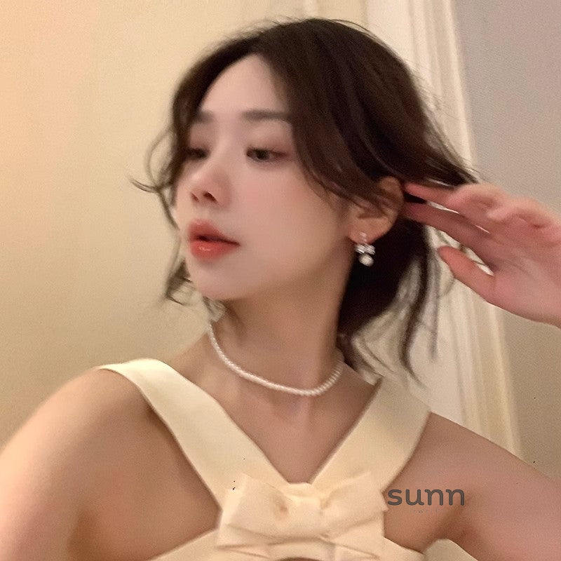 Maddison Bow Stud Earrings [UHFECFDB]