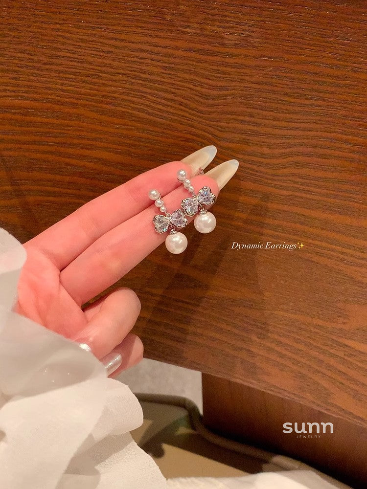 Maddison Bow Stud Earrings [MB1XYU7D]