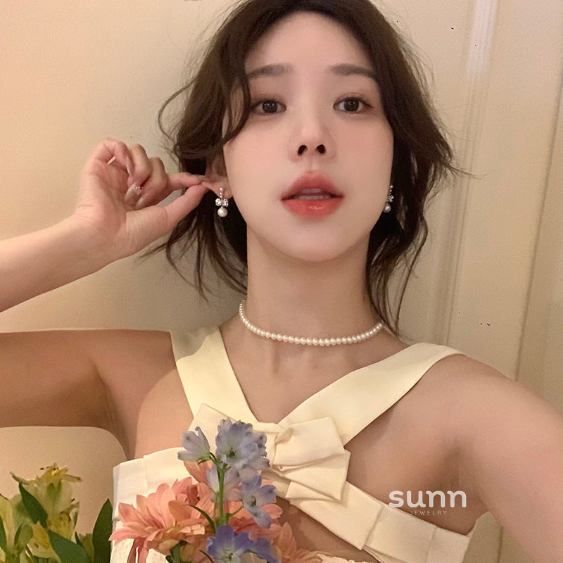 Maddison Bow Stud Earrings [YCZGRCHL]