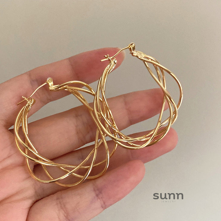 Maddux Sculptural Gold Hoops [2WJPTZ1V]