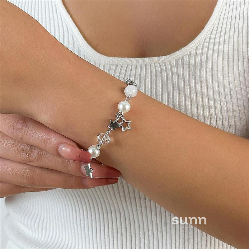 Maddyn Magnetic Charm Bracelets [3JEC9F2K]