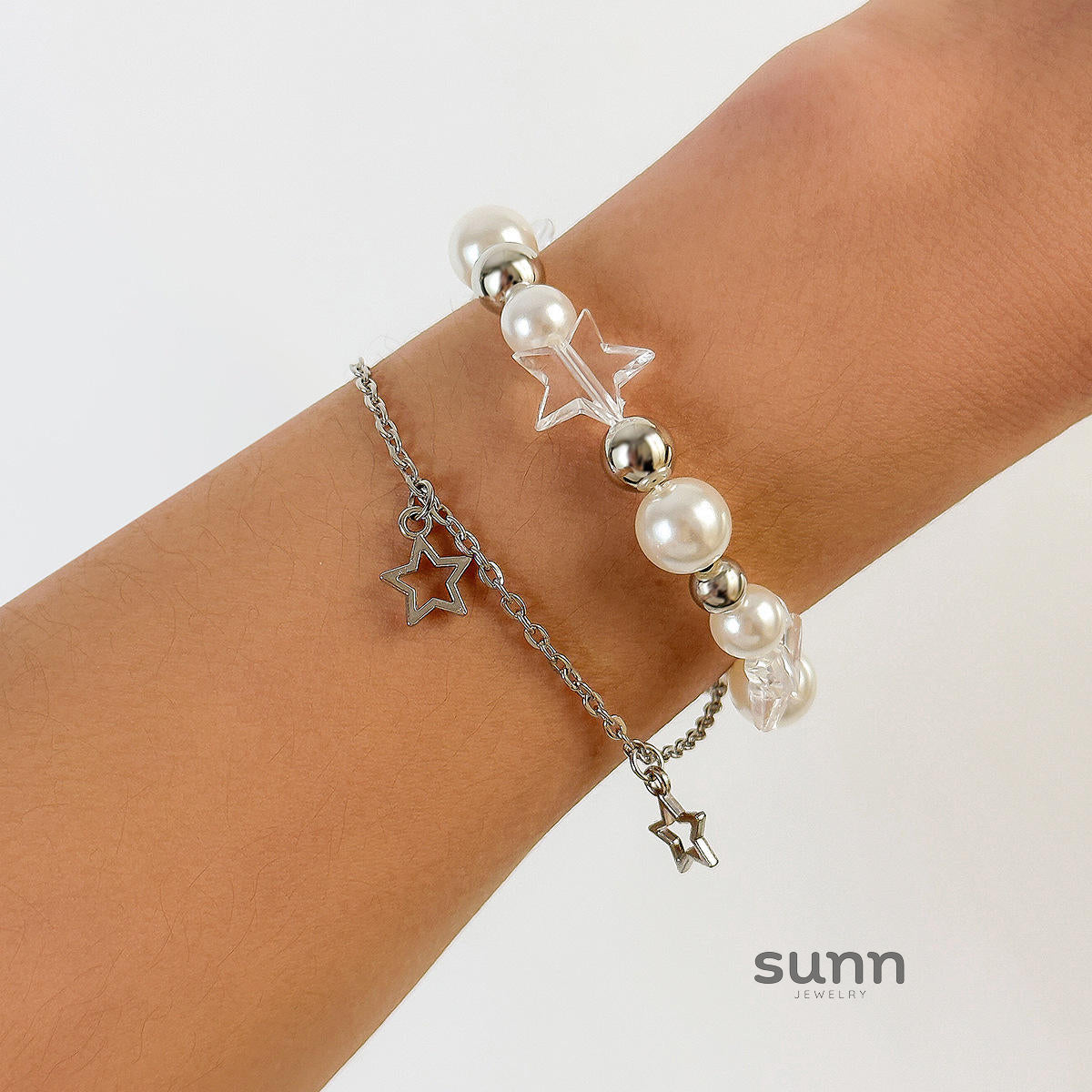 Maddyn Magnetic Charm Bracelets [WTUTXB4A]