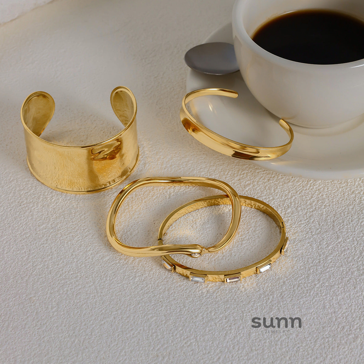 Madigan Zircon Snake Bracelet [RJLCPOWC]