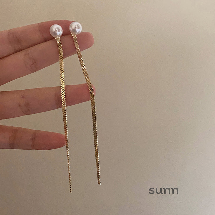 Madilynn Pearl Tassel Earrings [SRBGE1XA]