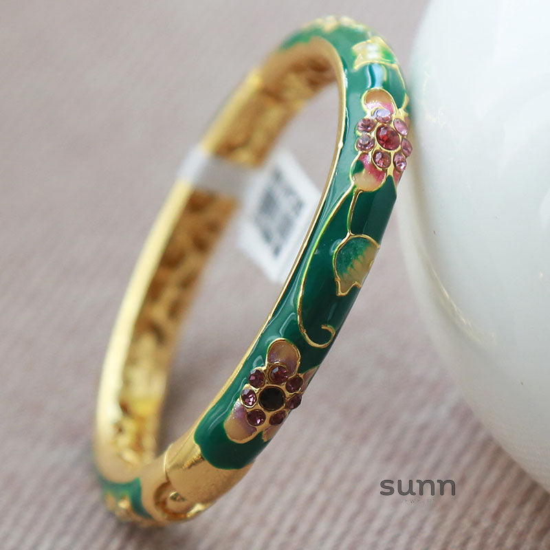 Madysen Family Bloom Bangle [VY4FQBWJ]