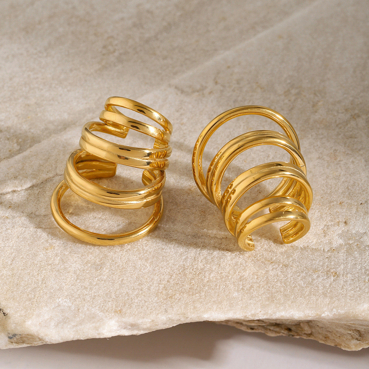 Madysen Titanium Ear Clip [CZD9X6C8]