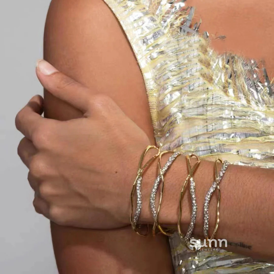 Maelee Twisted Open Cuff