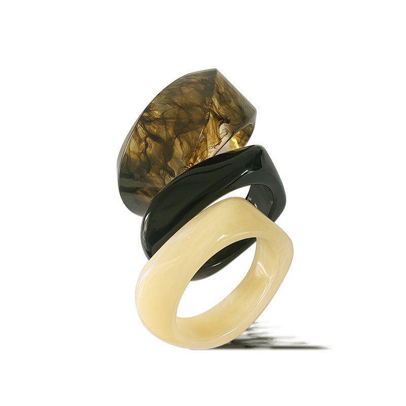 Maeleigh Abstract Resin Cuff [DA2JIKT0]