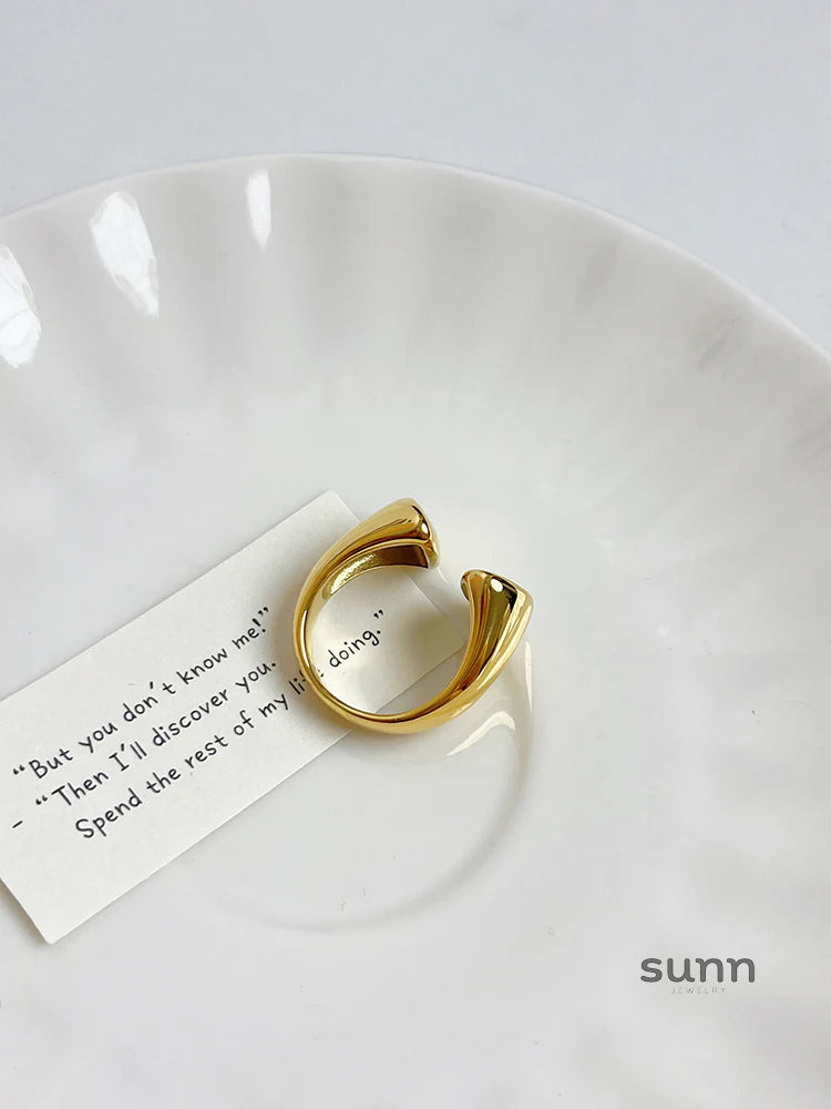 Maeleigh Sculptural Open Ring