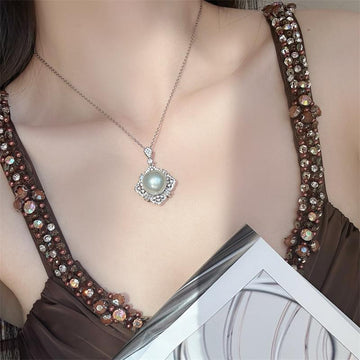 Maeva Baroque Pearl Necklace [670DBI6E]