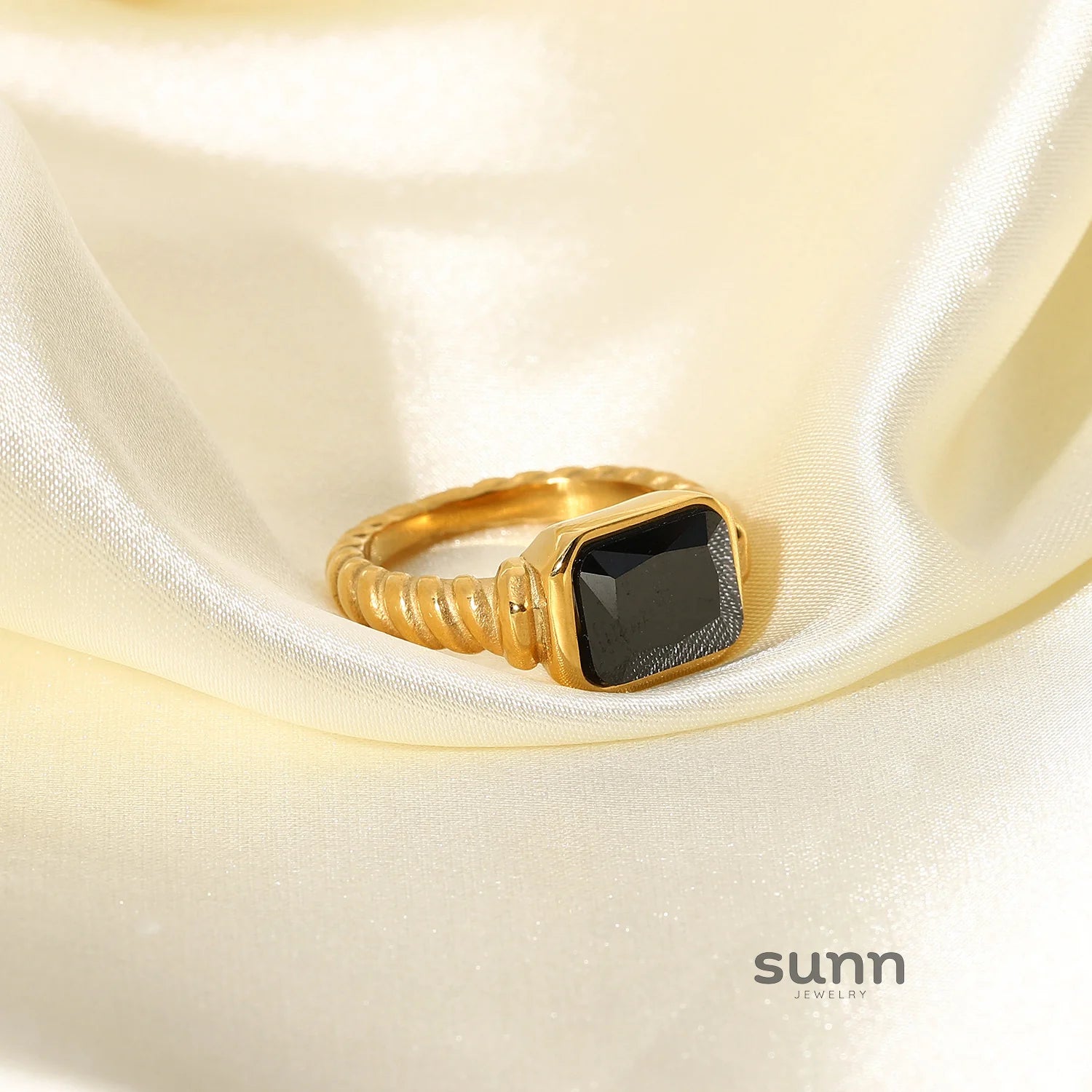 Maeve Twisted Zircon Ring