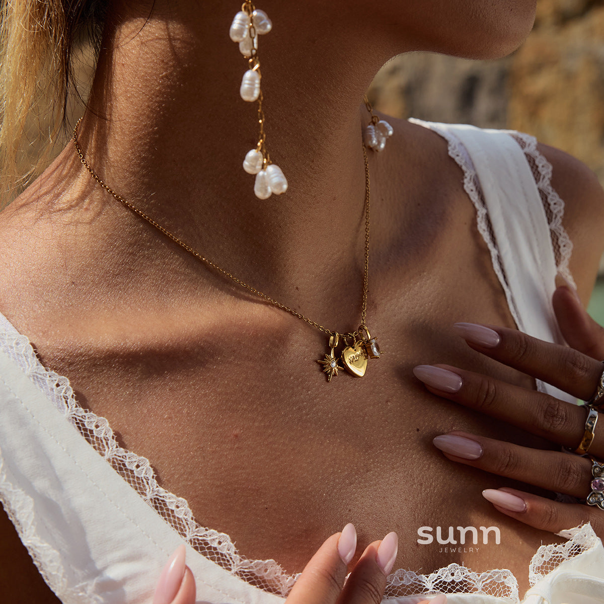 Magdalena Delicate Heart Necklace [V3VGNUH1]